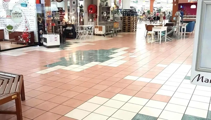 Eleclerc Chatellerault Interieur - Châtellerault