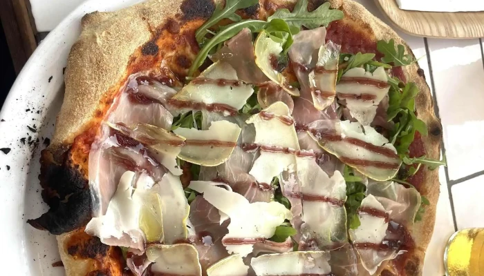 Entre Nous Comptoir A Pizzas Photos - Ascain