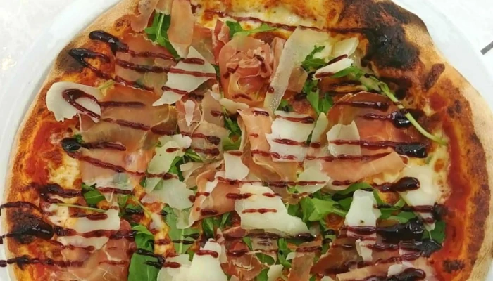 Entre Nous Comptoir A Pizzas Pizzas A Emporter - Ascain