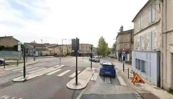 Epicerie Dangouleme Street View Et 360deg - Angoulême