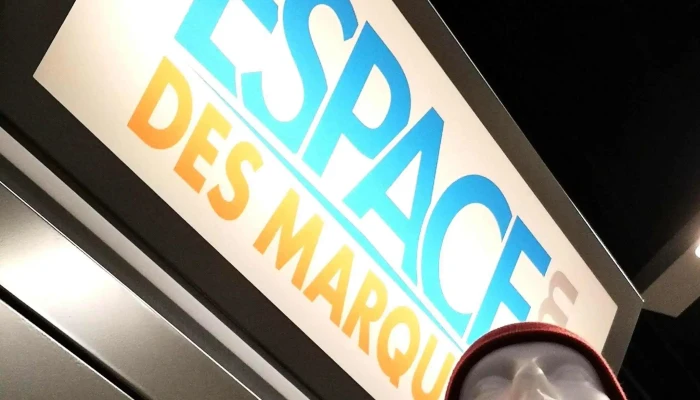Espace Des Marques Angoulins -  Videos - Angoulins
