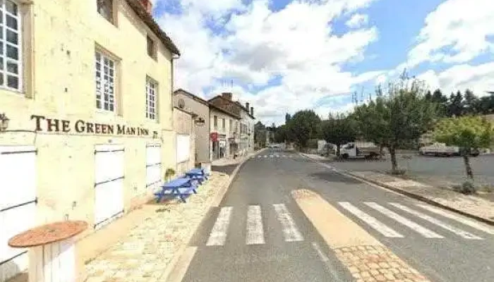 Fleurs Deco Et Kdo Charroux Street View Et 360deg - Charroux
