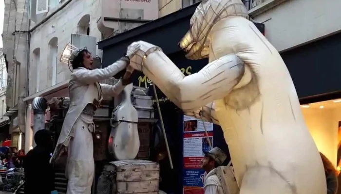 Galeries Lafayette Niort -  Videos - Niort