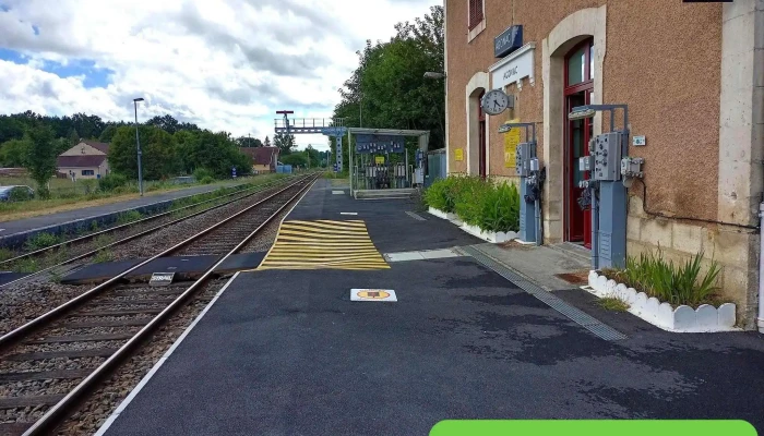 Gare De Agonac -  Voie Ferree - Agonac