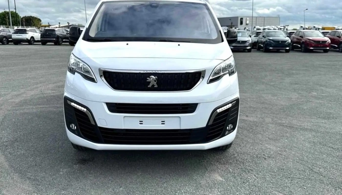 Gauvin Automobiles -  Pres De Moi - Chauray