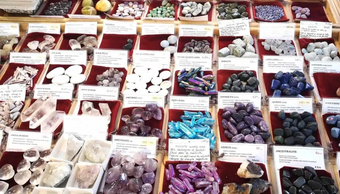Gemmellery Lithotherapie Mineraux Pierres Fines Bijoux Argent Avec Mineraux Boutique De Mineraux - Andernos-les-bains