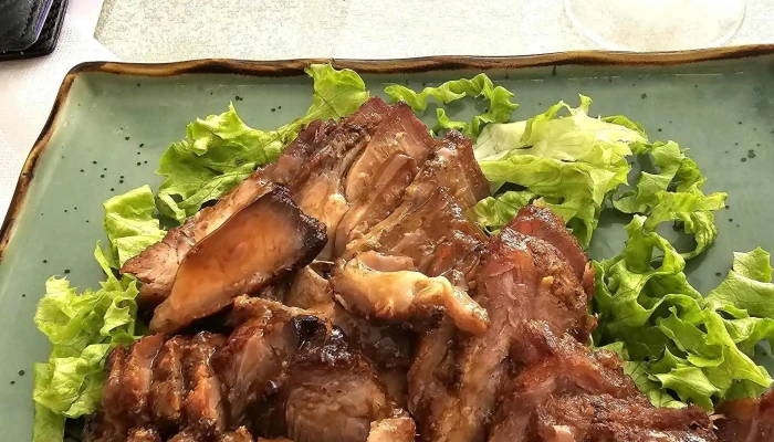 Hoa Binh Restaurant -  Videos - Chauvigny
