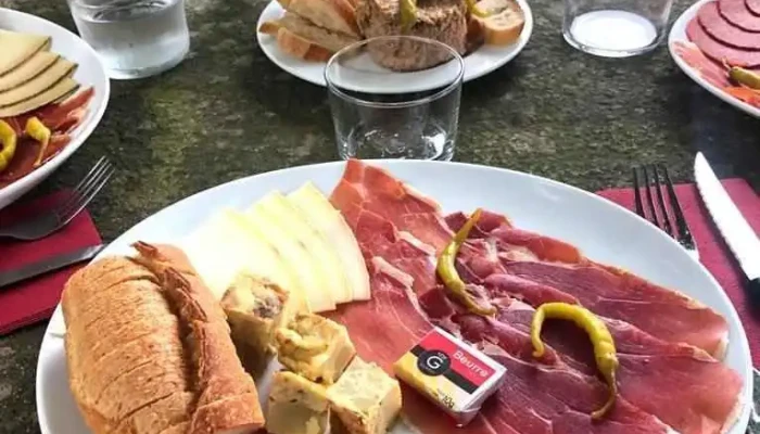 Hotel De La Rhune Plats Et Boissons - Ascain