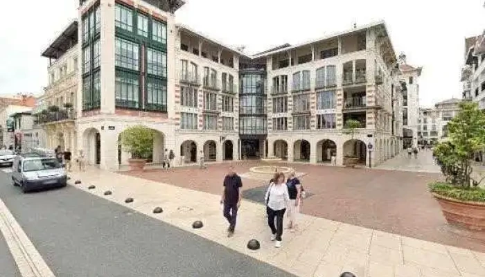 Ikks Women Men -  Street View Et 360deg - Arcachon
