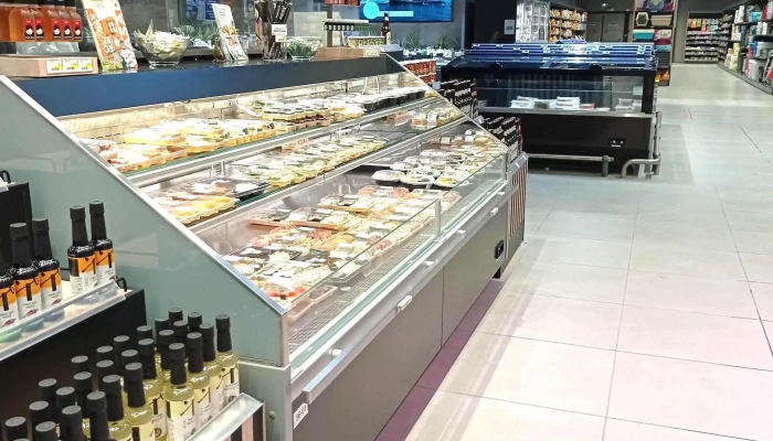 Intermarche Station Service Artigues Pres Bordeaux Interieur - Artigues-près-bordeaux