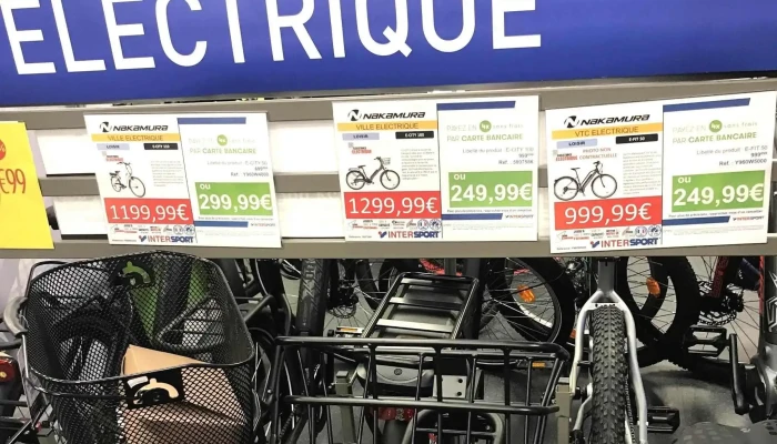 Intersport Chatellerault Magasin De Vetements De Sport - Châtellerault