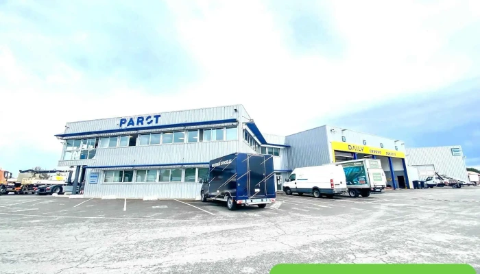 Iveco Bordeaux -    Parot Camion - Bruges