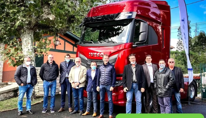 Iveco Bordeaux -    Parot Photos Du Proprietaire - Bruges