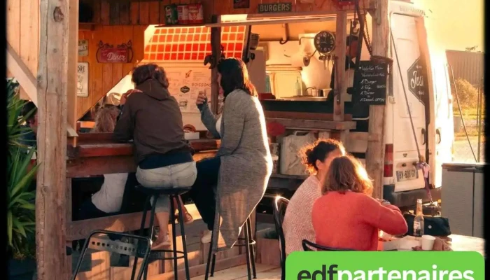 Justines Street Food Atmosphere - La Tremblade