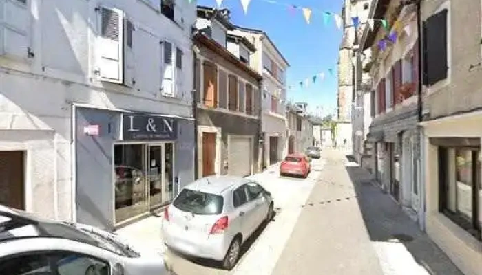 L N Street View Et 360deg - Nay