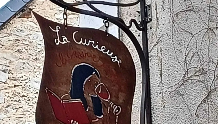 La Curieuse Librairie Troquet -  Librairie - Arudy