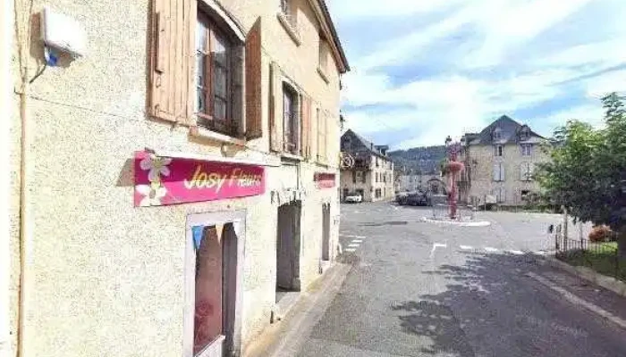 La Curieuse Librairie Troquet -  Street View Et 360deg - Arudy