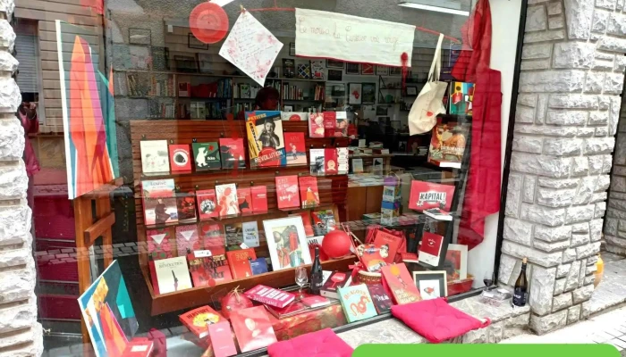 La Curieuse Librairie Troquet -  Tout - Arudy