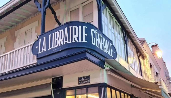 La Librairie Generale Librairie - Arcachon