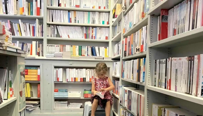 La Librairie Generale Pres De Moi - Arcachon