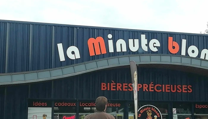 La Minute Blonde - Bressuire