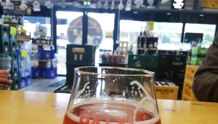 La Minute Blonde -  Numero - Bressuire