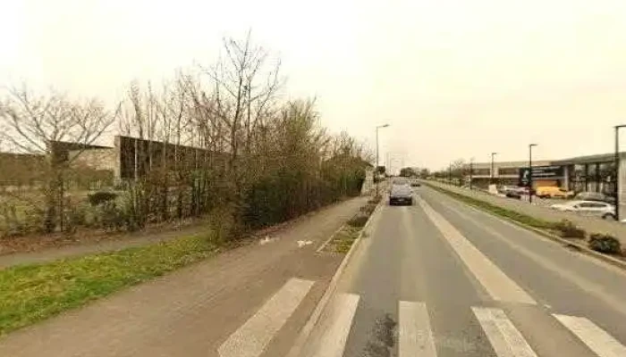 La Minute Blonde -  Street View Et 360deg - Bressuire