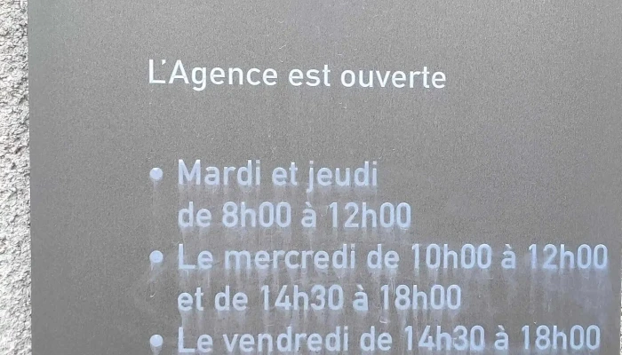 La Poste Agence Communale -  Poste - Chaptelat