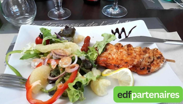 La Terrasse De Lautize Plats Et Boissons - Ardin