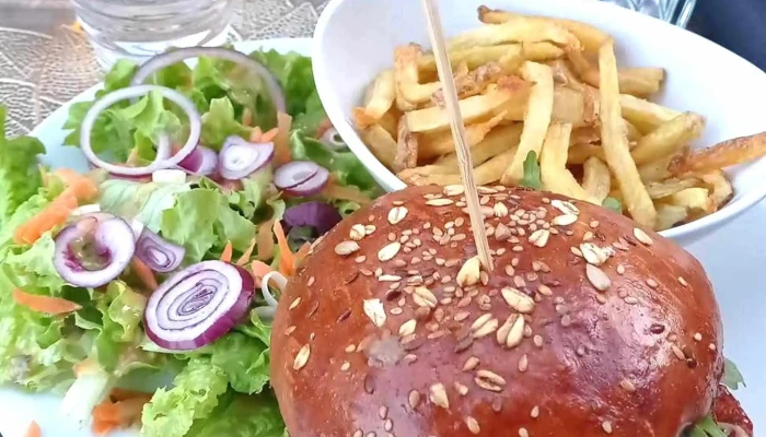 Lacaz Restaurant Promotion - Chauvigny