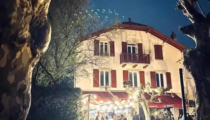 Le Cafe Du Fronton Photos Du Proprietaire - Guéthary