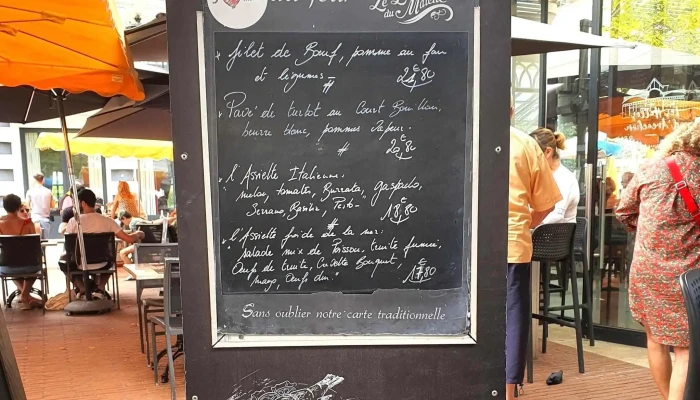 Le Cours Des Halles -  Marche Alimentaire - Arcachon
