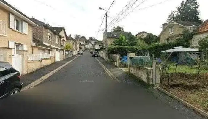 Le Depanneur Correzien Street View Et 360deg - Brive-la-gaillarde