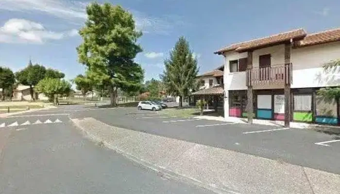 Le Dressing Depot Vente Feminin Street View Et 360deg - Angresse