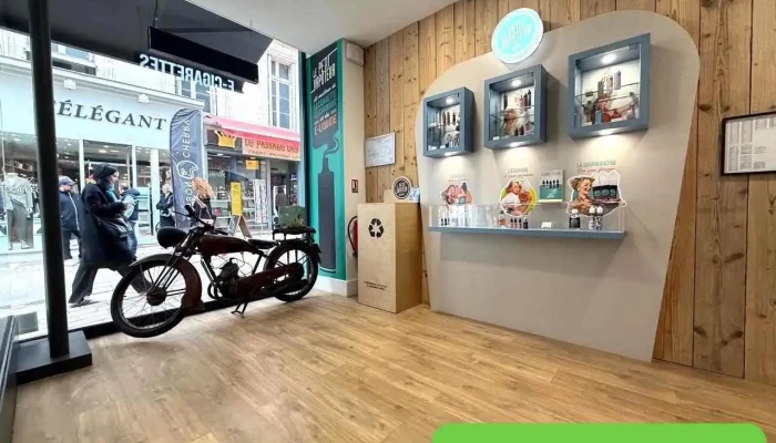 Le Petit Vapoteur Angouleme Interieur - Angoulême