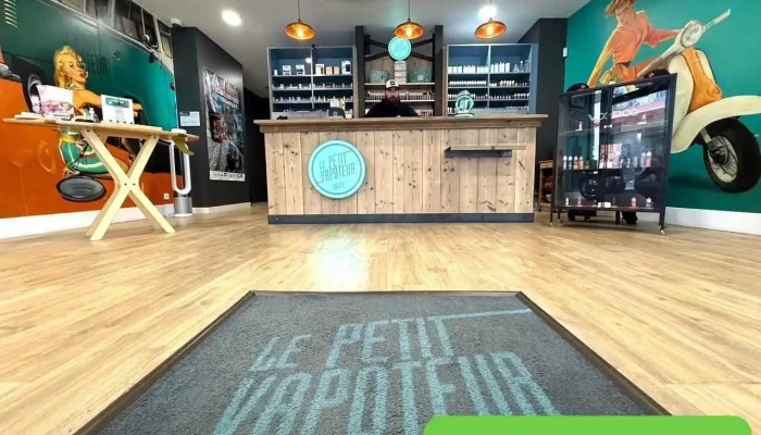 Le Petit Vapoteur Angouleme Les Plus Recentes - Angoulême