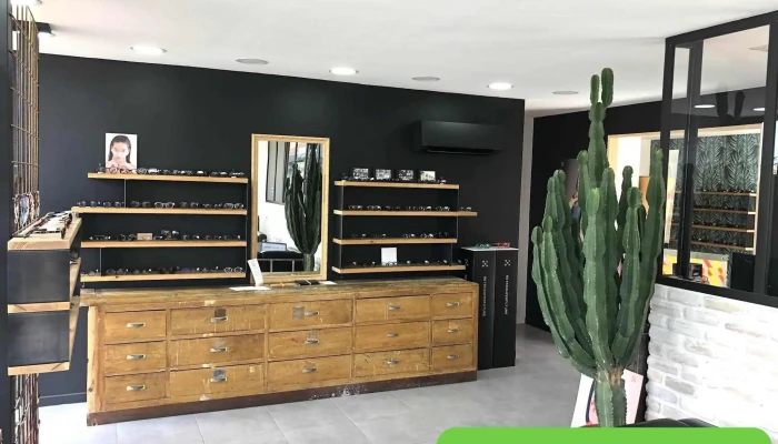 Le Salon De Loptique Tout - Arvert