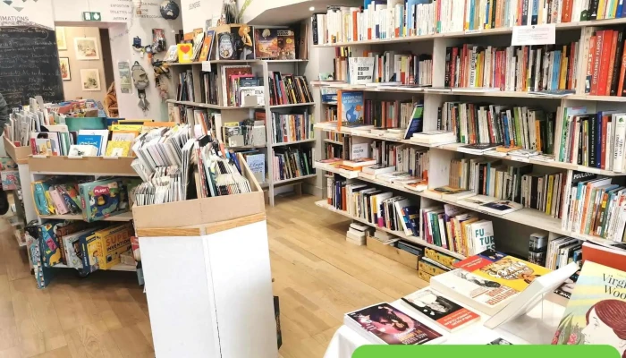Le Temps De Vivre Cafe Librairie Livre - Aixe-sur-vienne