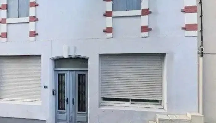 Le Tresor Darcachon Antiquaire Brocanteur Vide Maison Debarras Street View Et 360deg - Arcachon