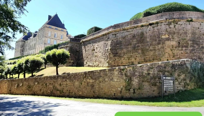 Le Troubadour - 24390 Hautefort