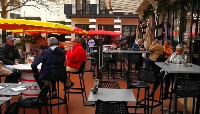 Les Halles Darcachon Par Marketbox Videos - Arcachon