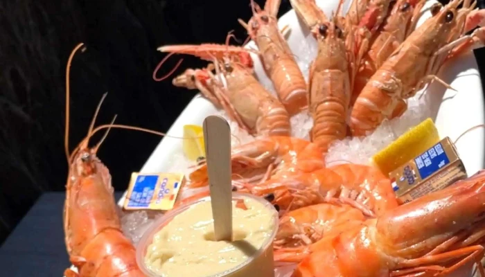 Les Viviers Charentais -    Fruits De Mer Marche Aux Poissons Et Fruits De Mer - Saint-palais-sur-mer