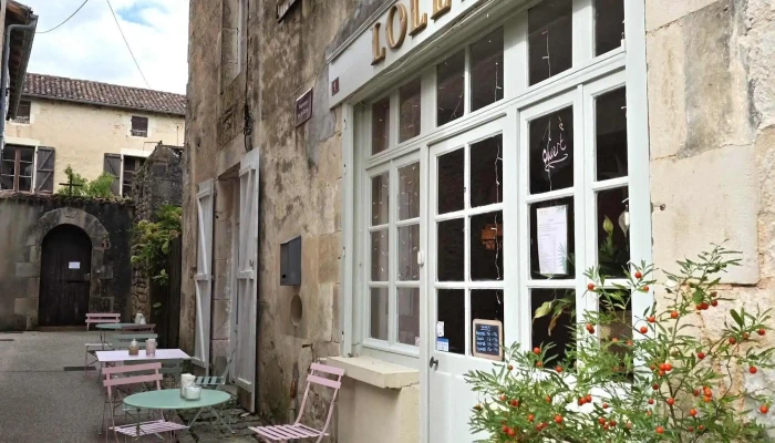 Lolly’s Tea Room - 16700 Nanteuil-En-Vallée Lolly’s Tea Room - 16700 Nanteuil-En-Vallée