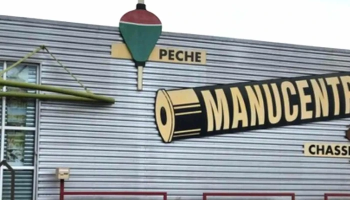 Manucentre Brive -  Magasin De Peche Et De Chasse - Brive-la-gaillarde
