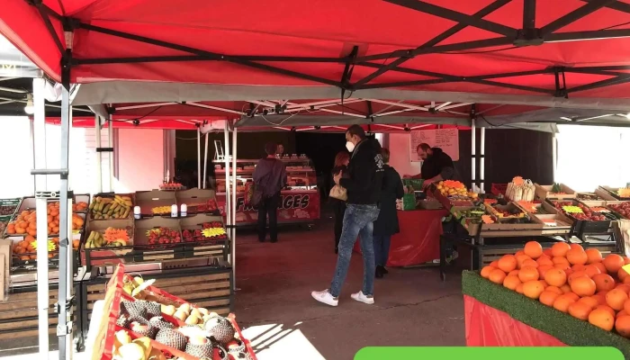 Marchand De Legumes Saisonnier Interieur - Ambarès-et-lagrave