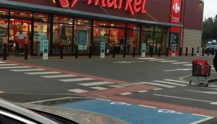 Market Audenge -  Stationnement - Audenge