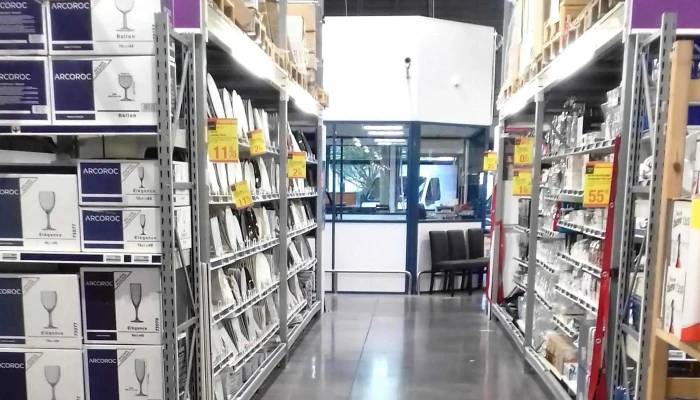 Metro Angouleme Magasin De Gros - Angoulême