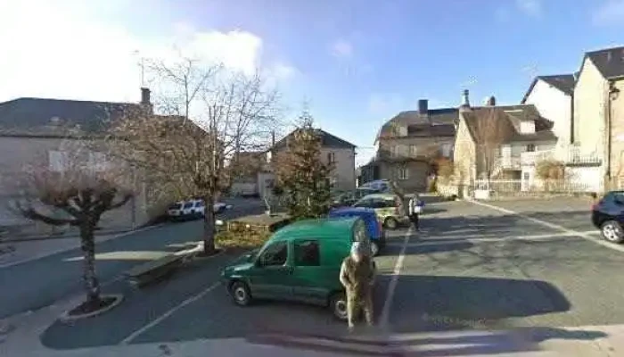 Mille Et Une Coupes Nathou Et Son Equipe Tout - Bugeat