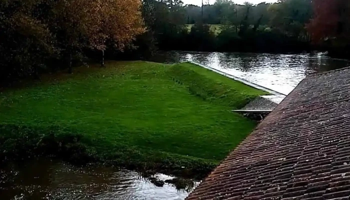 Moulin Dabzac Videos - Abzac