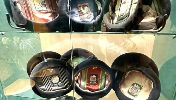 Musee Du Beret Boutique Du Beret   Laulhere Distribution Commentaires - Nay